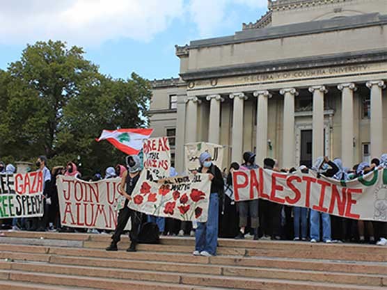 student protesters on steps of Low Library